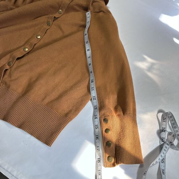 Carmen By Carmen Marc Valvo Women Tan  Cardigan Sweater with Gold Buttons Sz XL - Picture 5 of 11